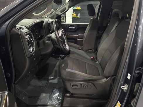 Used 2022 GMC Sierra 1500 Elevation w/ LPO, Elevation Black Package image 11