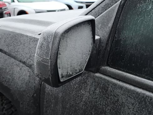 Used 2015 Chevrolet Silverado 1500 LT image 10