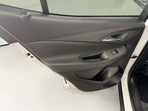 Used 2025 Buick Encore GX Preferred image 26