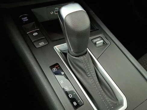 Used 2025 Nissan Kicks S FWD image 16
