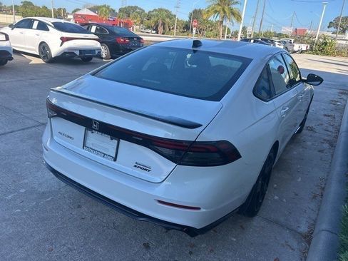 Used 2023 Honda Accord Sport image 7