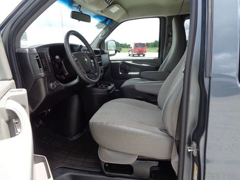 Used 2014 Chevrolet Express 1500 LT w/ LT Preferred Equipment Group image 19