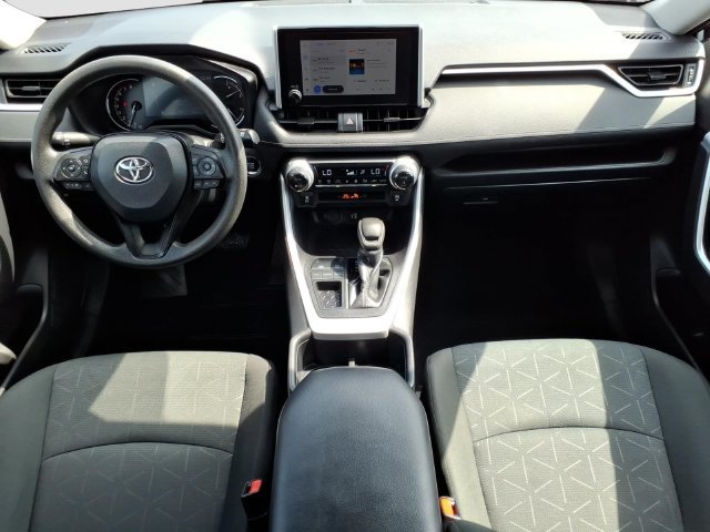 Used 2024 Toyota RAV4 XLE FWD image 17