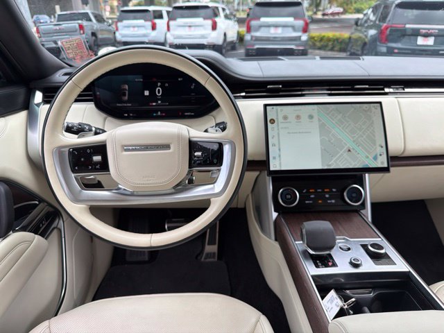 Used 2023 Land Rover Range Rover Long Wheelbase Autobiography AWD/4WD image 15