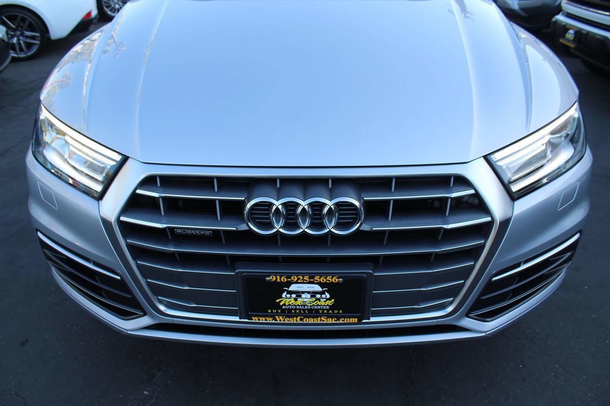 Used 2018 Audi Q5 2.0T Premium AWD/4WD image 9