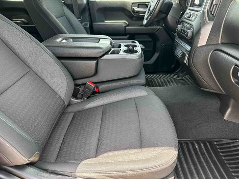 Used 2023 Chevrolet Silverado 1500 Custom AWD/4WD image 22