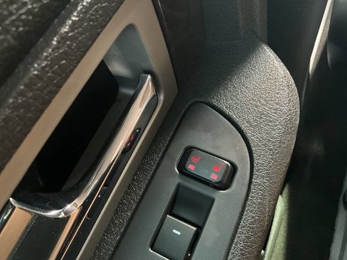 Used 2013 Ford F150 Platinum AWD/4WD image 29