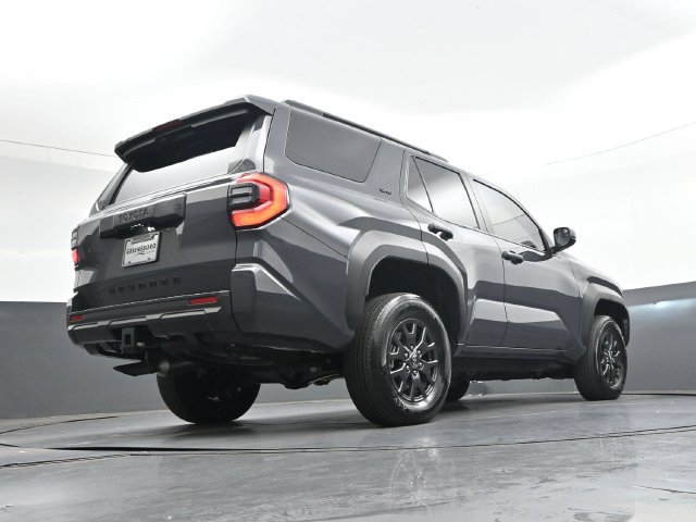 Used 2026 Toyota 4Runner SR5 RWD image 33