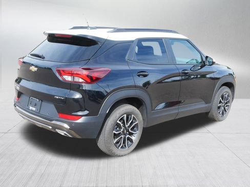 Used 2023 Chevrolet TrailBlazer ACTIV w/ Convenience Package image 7