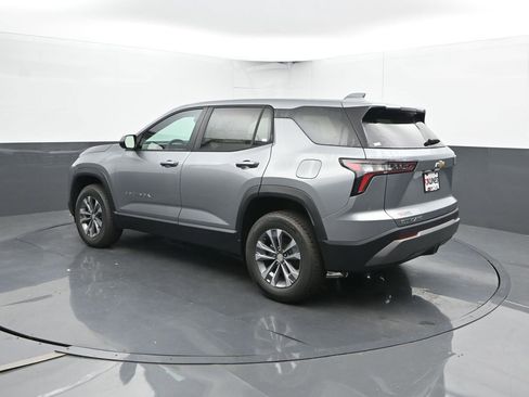 New 2026 Chevrolet Equinox LT w/ LPO, Floor Liner Package image 7