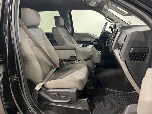 Used 2017 Ford F150 XLT w/ Equipment Group 302A Luxury AWD/4WD image 34