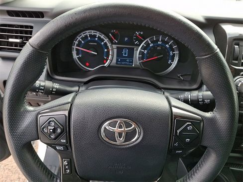 Used 2018 Toyota 4Runner TRD Pro image 19