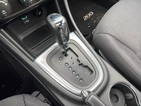 Used 2014 Chrysler 200 Touring w/ 200 S Group image 29