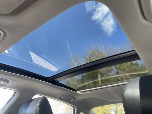 Used 2019 Kia Optima S w/ S Panoramic Sunroof Package image 12