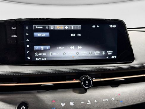 Used 2024 Nissan Ariya AWD image 13
