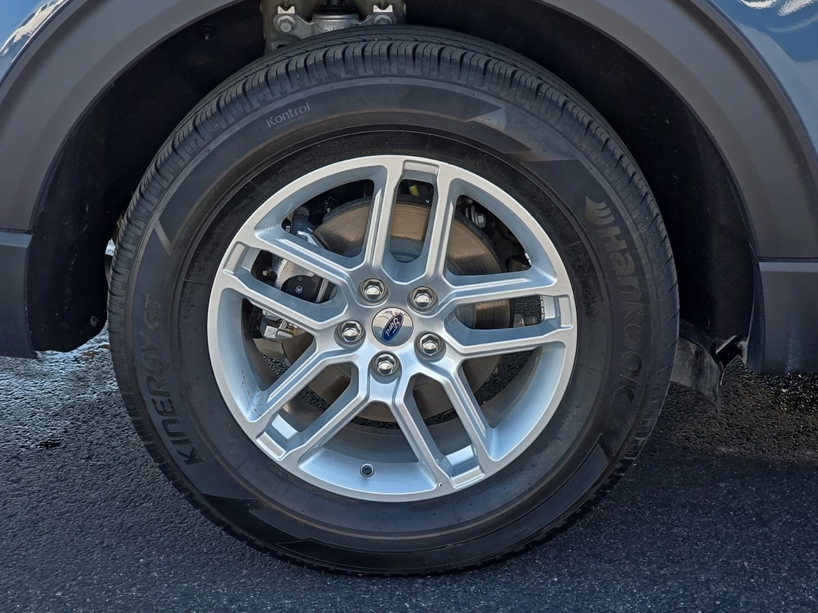 Used 2025 Ford Explorer Active RWD image 52
