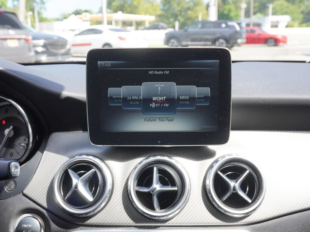 Used 2017 Mercedes-Benz GLA 250 4MATIC image 44