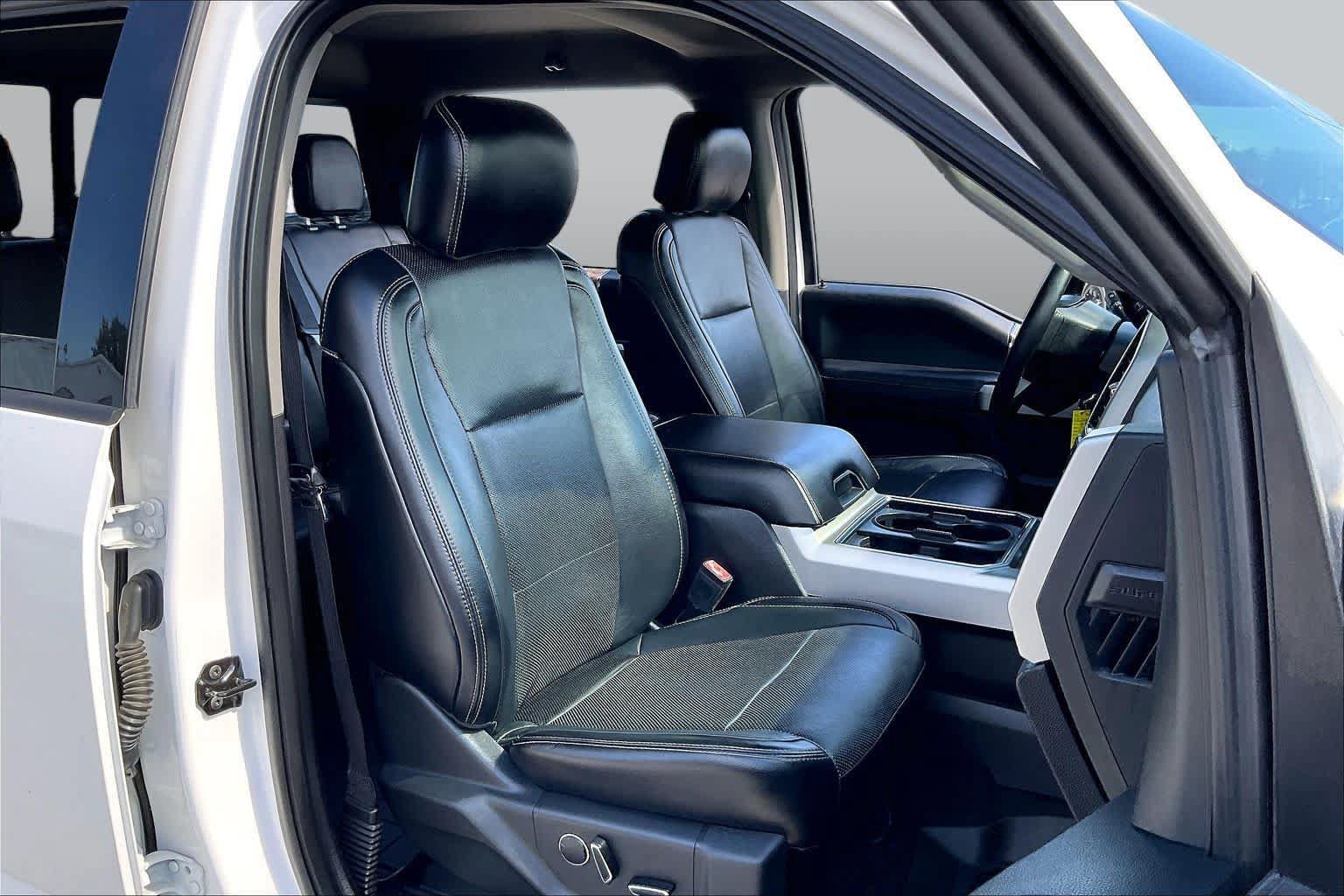 Used 2018 Ford F250 Lariat w/ Tow Technology Bundle AWD/4WD image 9