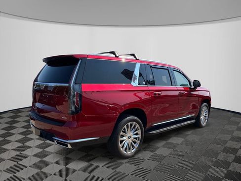 Used 2024 Cadillac Escalade ESV Premium Luxury AWD/4WD image 7
