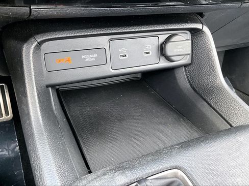 Used 2025 Honda Civic Sport image 33