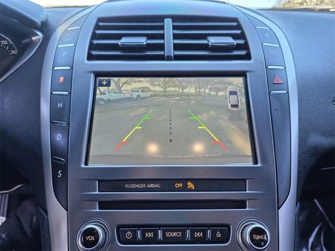 Used 2017 Lincoln MKZ Reserve image 21