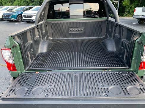 Used 2024 Nissan Titan SV w/ SV Bronze Edition Package AWD/4WD image 28
