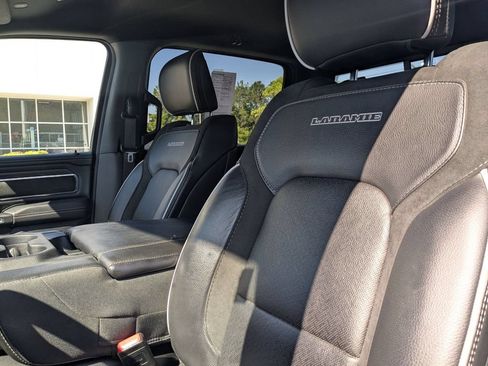 Used 2025 RAM 1500 Laramie AWD/4WD image 14