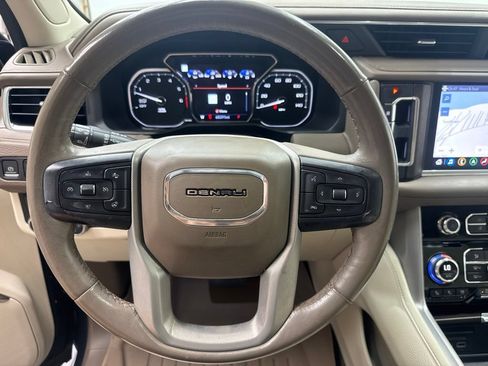 Used 2021 GMC Yukon Denali w/ Denali Premium Package RWD image 19