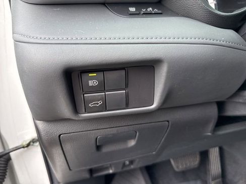 Used 2022 Toyota Highlander XSE image 24