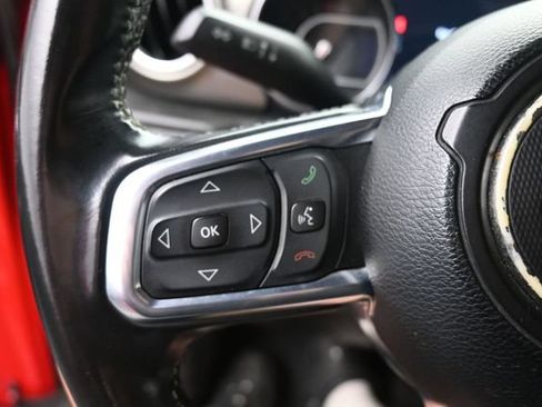 Used 2018 Jeep Wrangler Unlimited Rubicon AWD/4WD image 17