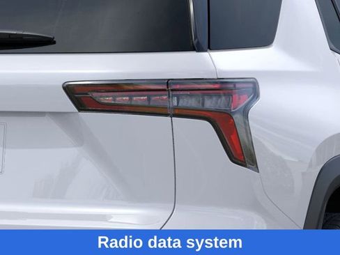 New 2026 Chevrolet Equinox LT w/ LPO, Floor Liner Package image 12