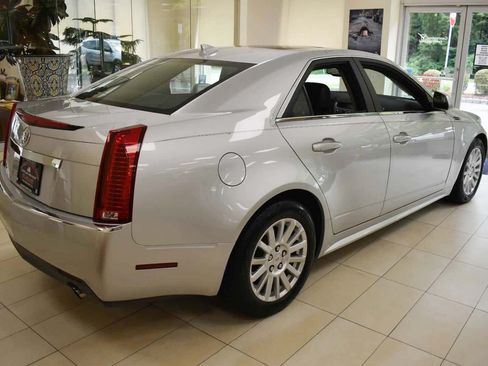 Used 2010 Cadillac CTS Luxury AWD/4WD image 4