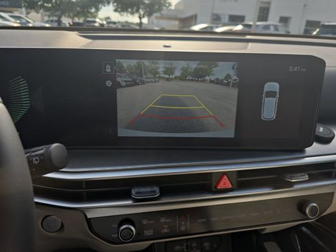 Used 2025 Kia Sorento S w/ Panoramic Sunroof Package FWD image 24