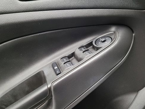 Used 2017 Ford Escape S FWD image 27