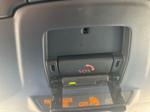 Certified 2026 Toyota Corolla Cross L FWD image 20