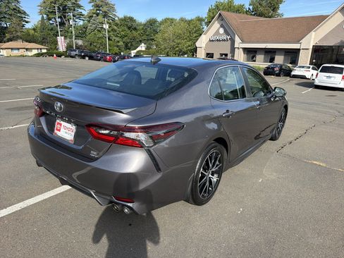 Used 2024 Toyota Camry SE w/ Cold Weather Package AWD/4WD image 7