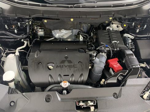 Used 2022 Mitsubishi Outlander Sport SE image 11