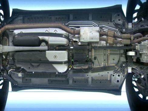 Used 2023 Chevrolet Traverse RS image 26