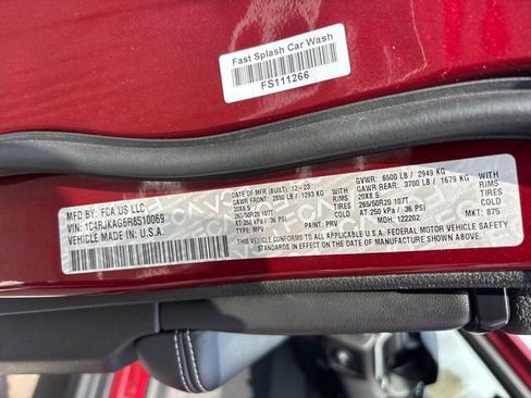 Used 2024 Jeep Grand Cherokee L Altitude AWD/4WD image 38