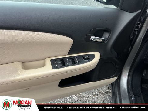 Used 2013 Dodge Avenger SE FWD image 15