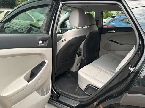 Used 2019 Hyundai Tucson SEL AWD/4WD image 28