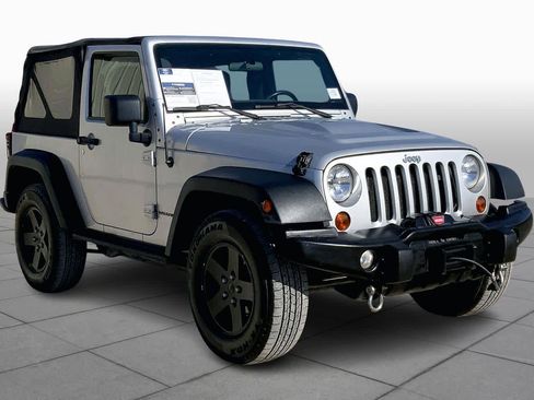 Used 2012 Jeep Wrangler Call of Duty image 3
