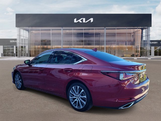 Used 2021 Lexus ES 350 w/ Premium Package FWD image 4