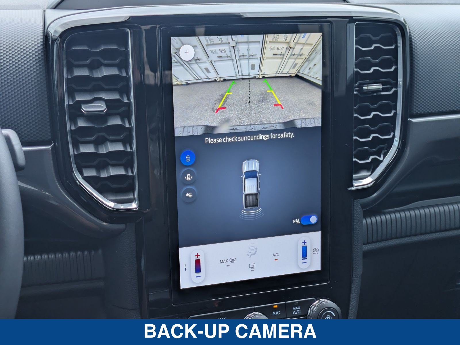 New 2026 Ford Ranger XLT w/ Black Appearance Package RWD image 30