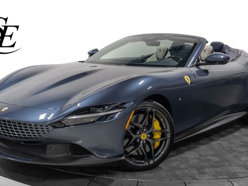 Used 2025 Ferrari Roma Spider image 1