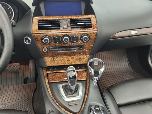 Used 2010 BMW 650i Convertible RWD image 19