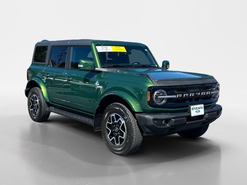 Used 2022 Ford Bronco Outer Banks AWD/4WD image 10