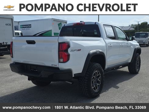 New 2026 Chevrolet Colorado ZR2 w/ Technology Package AWD/4WD image 4