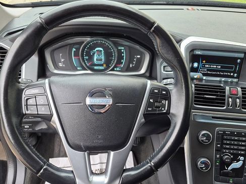 Used 2015 Volvo XC60 T5 Premier FWD image 38