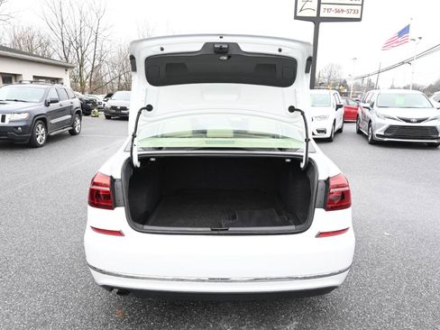 Used 2019 Volkswagen Passat 2.0T Wolfsburg w/ Wheels & Sunroof Package image 20